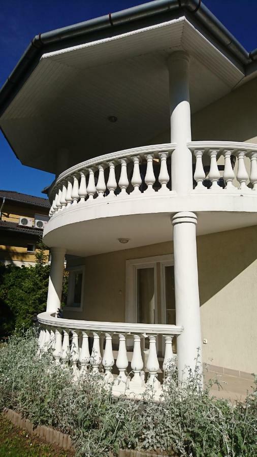 Yellow Sun 2 Apartman Siofok Exterior photo